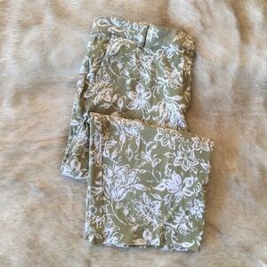 Briggs NY // Green, White Printed Cropped Pants 12 petite PAT
